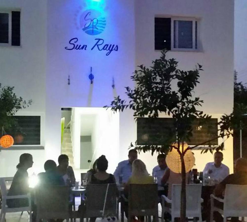 Sun Rays Hostel Kazaphani Екстер'єр фото