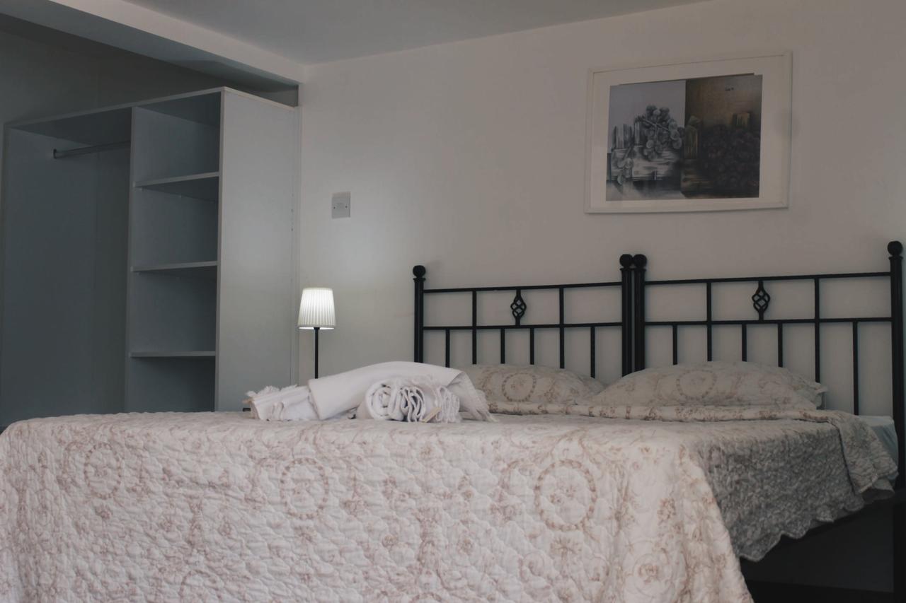 Sun Rays Hostel Kazaphani Екстер'єр фото