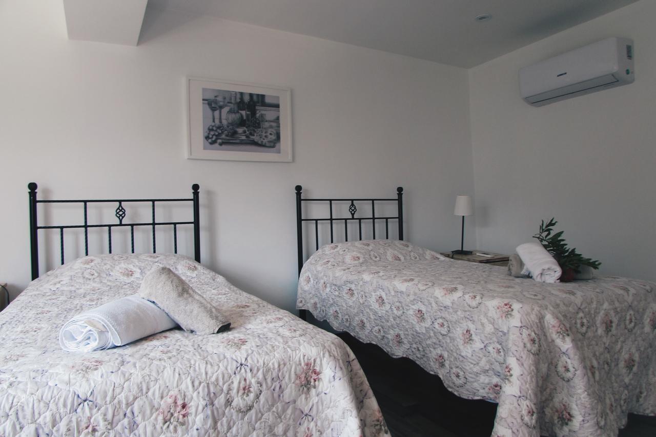 Sun Rays Hostel Kazaphani Екстер'єр фото
