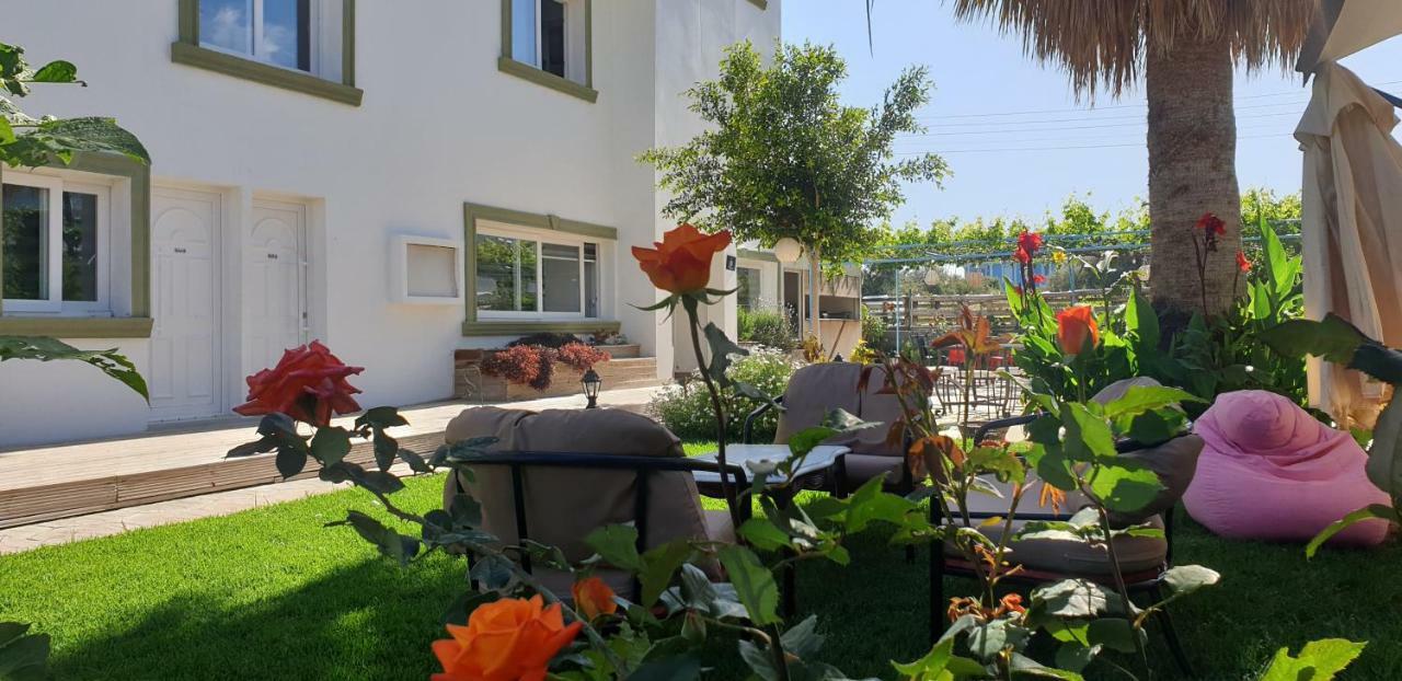 Sun Rays Hostel Kazaphani Екстер'єр фото